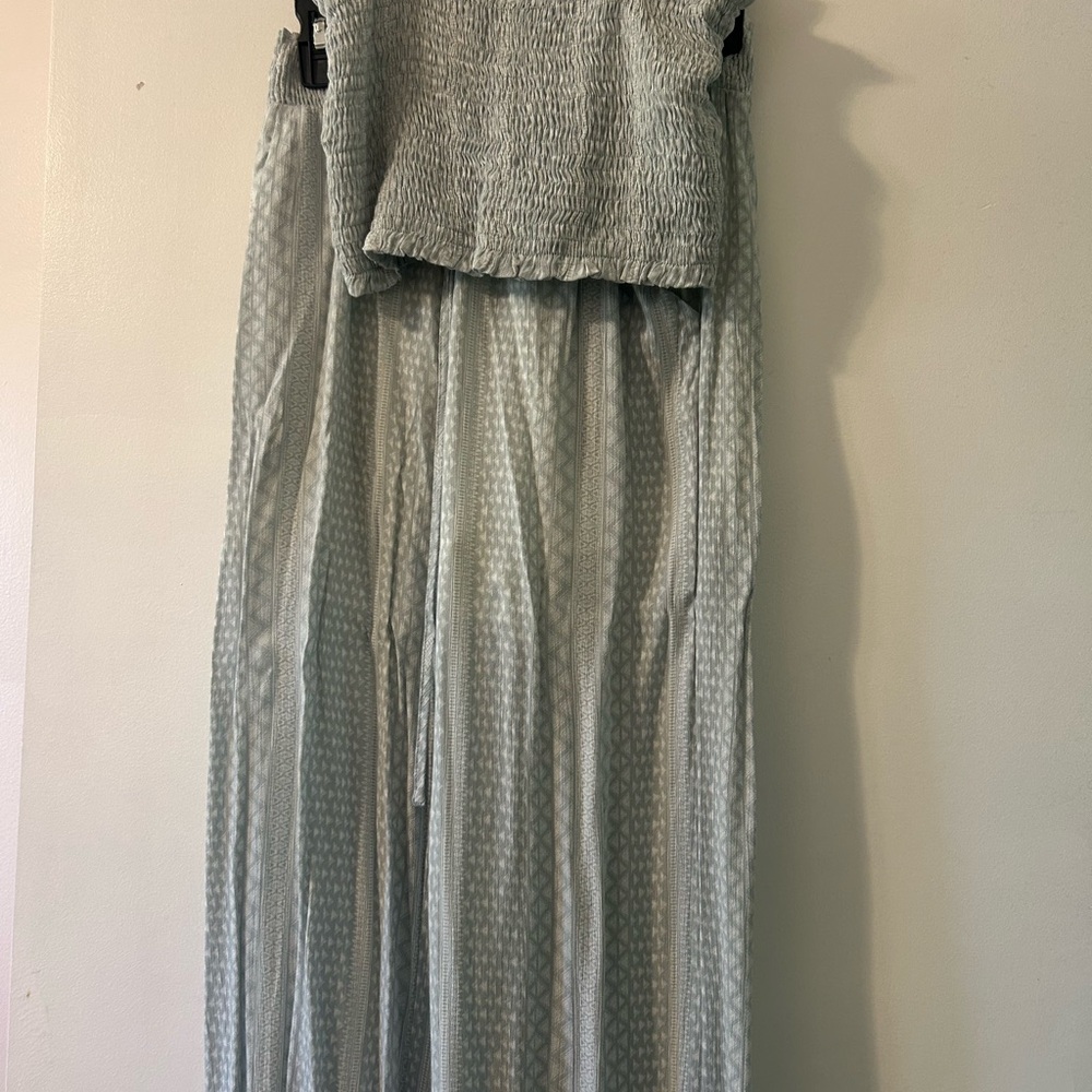 Flowy Textured Green crop top & pants